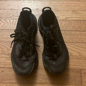GUC Nike GoreTex Trail sneakers